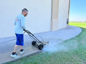 Pressure Washimg
